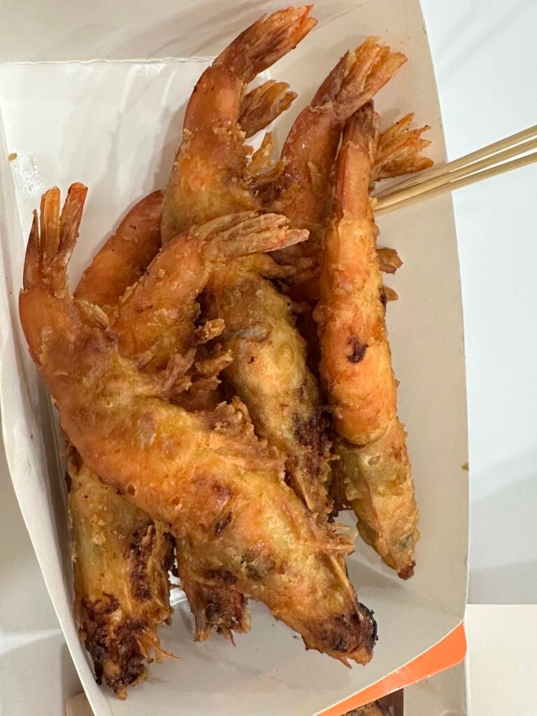 Whole shrimp deep-fried until golden