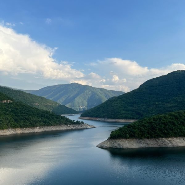 georgi-tanev-8B9iBvF1xFQ-unsplash